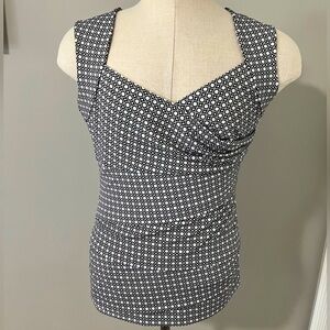 White House Black Market Shirt Size Large